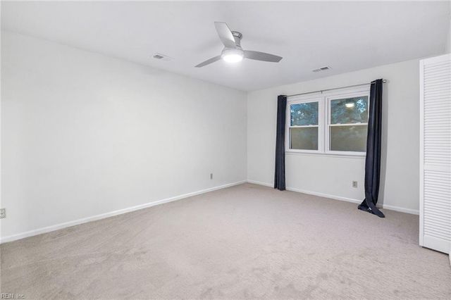 2221 Wolfsnare RD, Virginia Beach, VA 23454