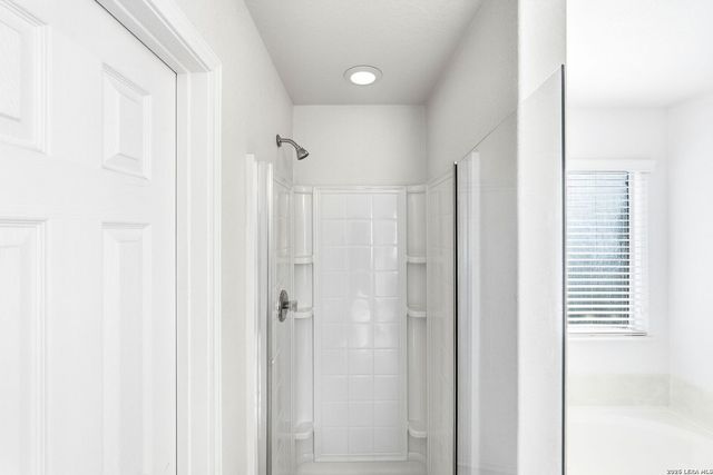 7602 Saratoga, Selma, TX 78154