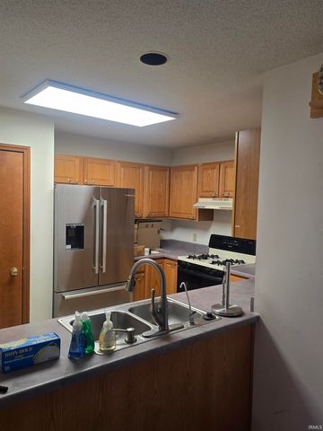 7815 Fountainhead Place, Fort Wayne, IN 46835
