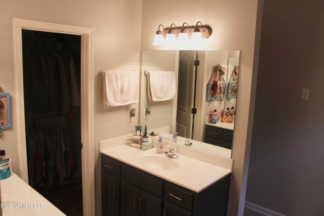 4472 Stone Cross Drive, Olive Branch, MS 38654