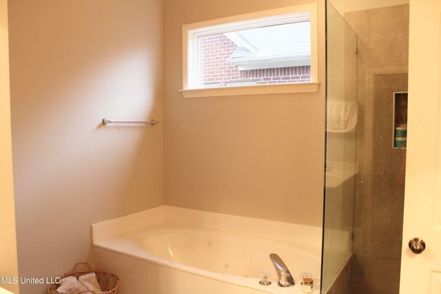 4472 Stone Cross Drive, Olive Branch, MS 38654