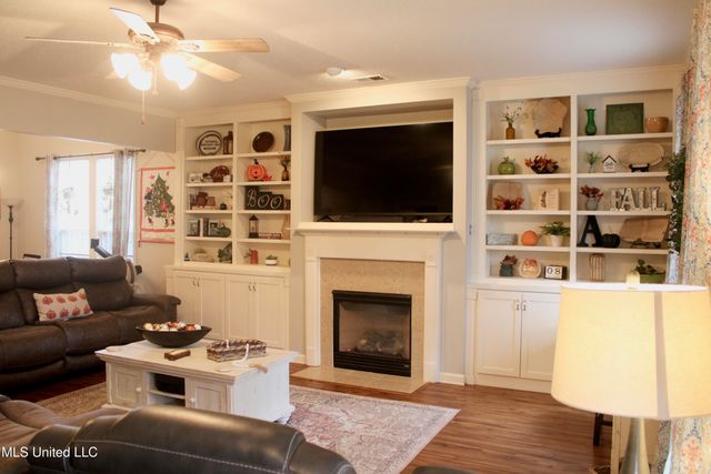 4472 Stone Cross Drive, Olive Branch, MS 38654