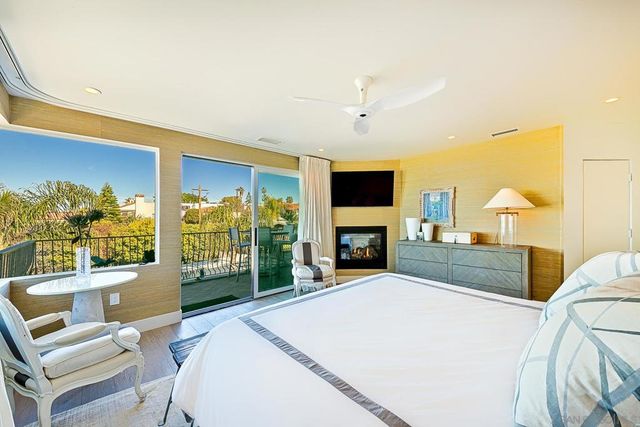 231 Bonair, La Jolla, CA 92037