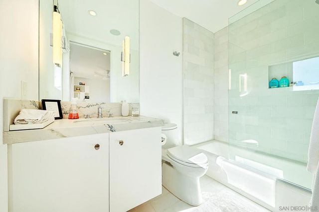 231 Bonair, La Jolla, CA 92037