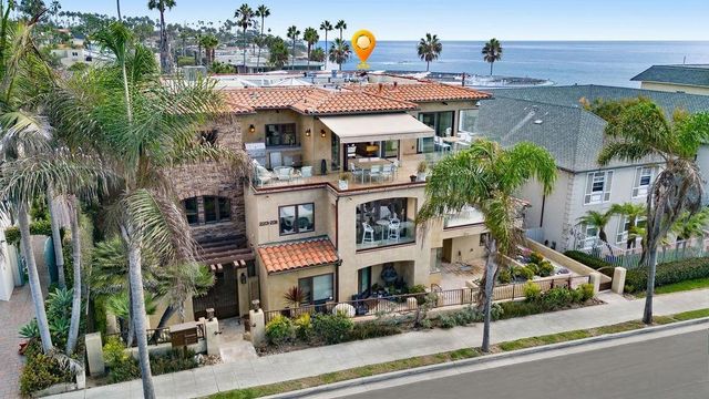 231 Bonair, La Jolla, CA 92037