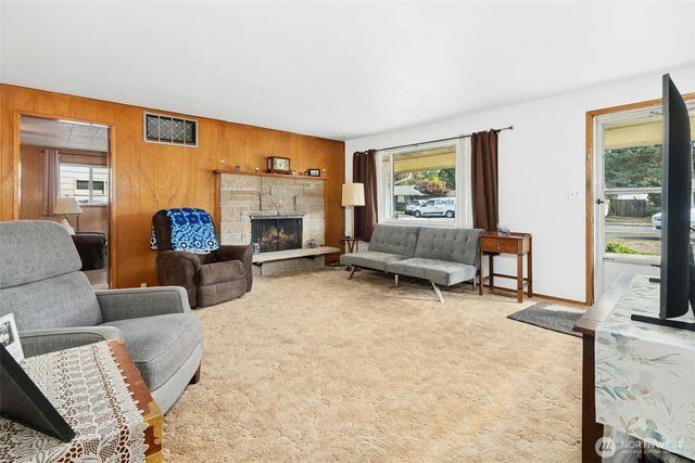 16151 126th Avenue SE, Renton, WA 98058