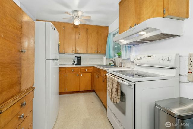 16151 126th Avenue SE, Renton, WA 98058