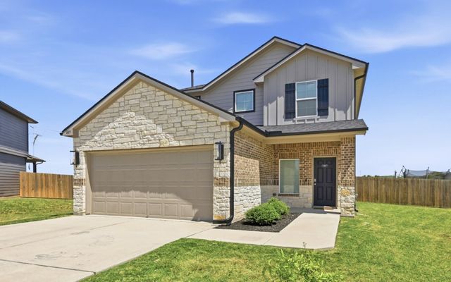 405 W Andover LN, Uhland, TX 78640