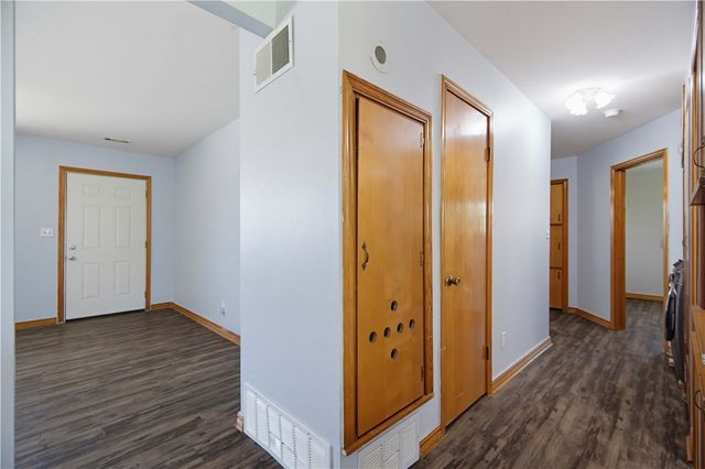 920 N 11th Street, Rogers, AR 72756