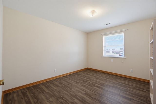 920 N 11th Street, Rogers, AR 72756