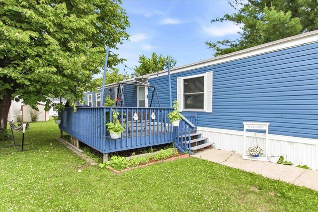 109 Deer Path, Baraboo, WI 53913