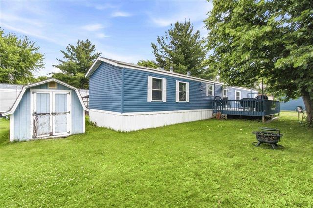 109 Deer Path, Baraboo, WI 53913