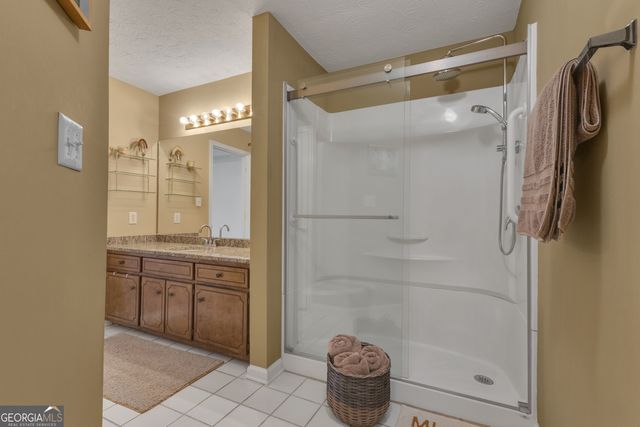 10 Greentree Drive, Newnan, GA 30265