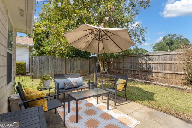 10 Greentree Drive, Newnan, GA 30265