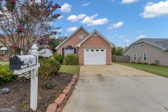 10 Greentree Drive, Newnan, GA 30265