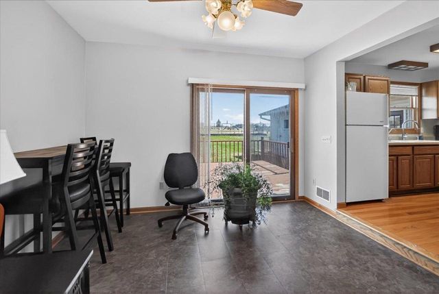 6776 Dawn Drive, Windsor, WI 53598