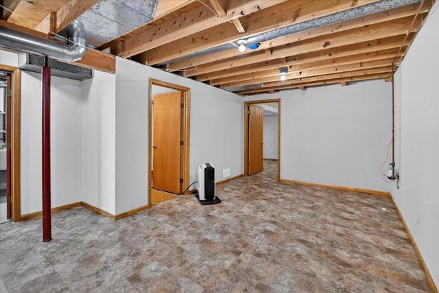 6776 Dawn Drive, Windsor, WI 53598