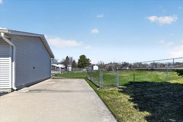 6776 Dawn Drive, Windsor, WI 53598