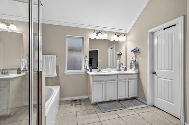 2268 Ivy Wall Drive, Conroe, TX 77301