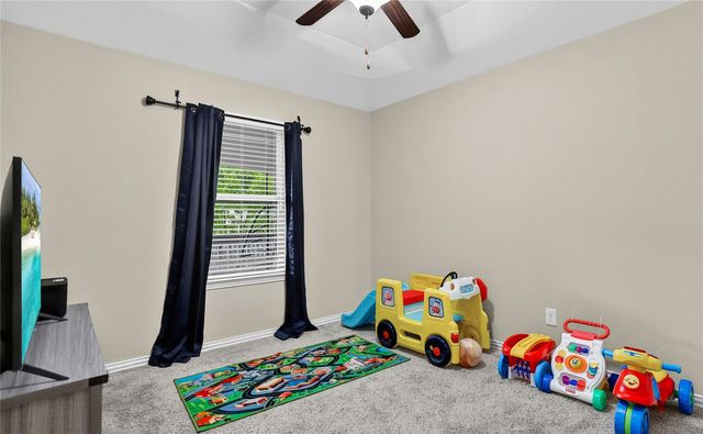 2268 Ivy Wall Drive, Conroe, TX 77301