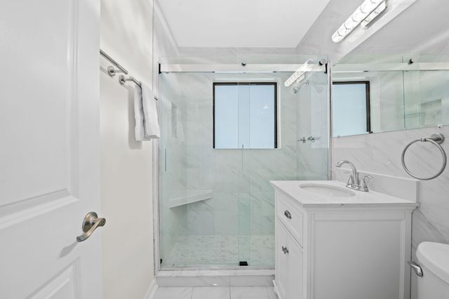 413 NE 25TH Avenue, Pompano Beach, FL 33062