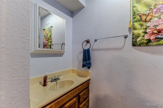 24680 Seattle Road, Waynesville, MO 65583