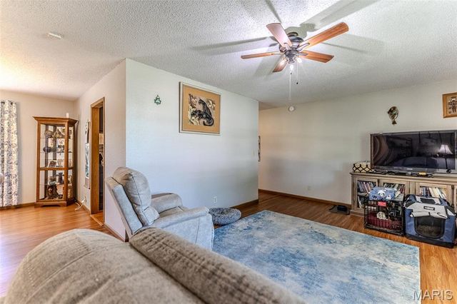 24680 Seattle Road, Waynesville, MO 65583