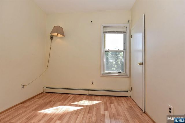 70 Main Avenue, Wallington, NJ 07057