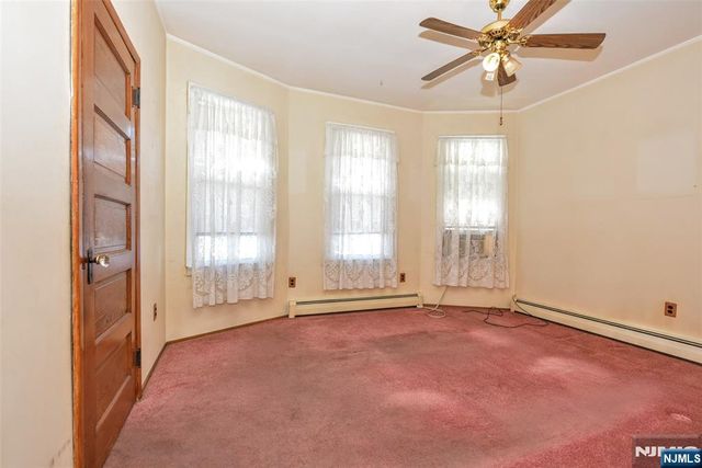 70 Main Avenue, Wallington, NJ 07057