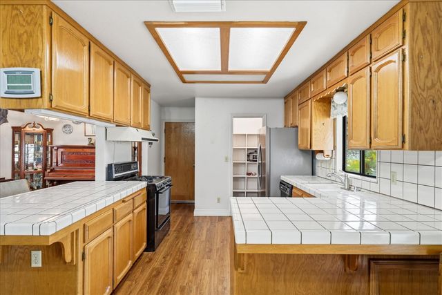 41900 Wild Horse Court, Coarsegold, CA 93614