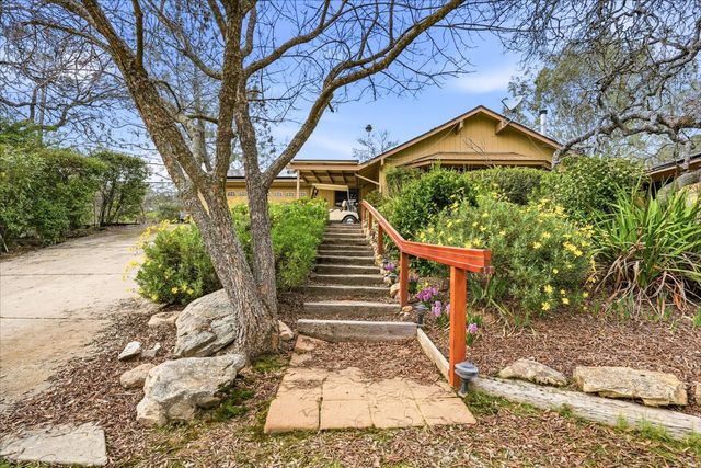 41900 Wild Horse Court, Coarsegold, CA 93614