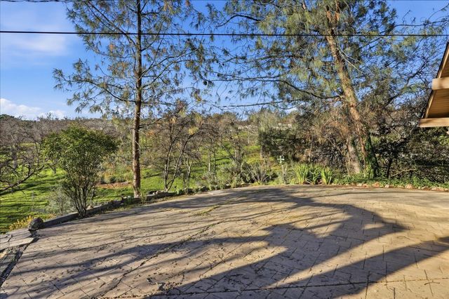 41900 Wild Horse Court, Coarsegold, CA 93614