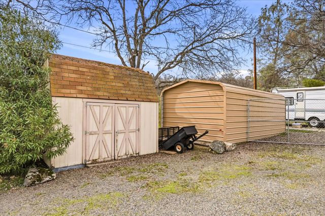 41900 Wild Horse Court, Coarsegold, CA 93614