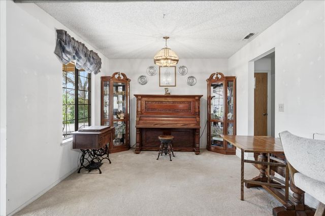 41900 Wild Horse Court, Coarsegold, CA 93614