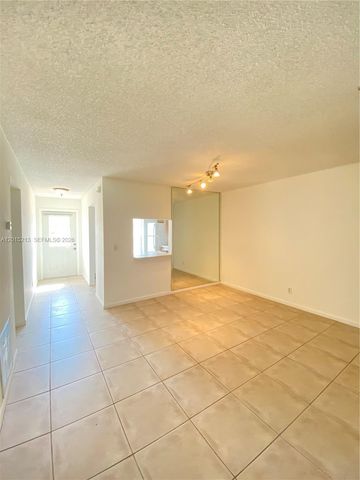 432 Bennington Lane 432, Lake Worth, FL 33467