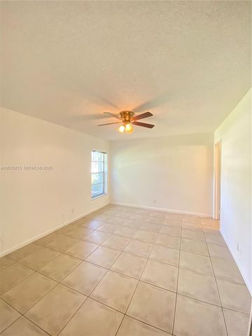 432 Bennington Lane 432, Lake Worth, FL 33467