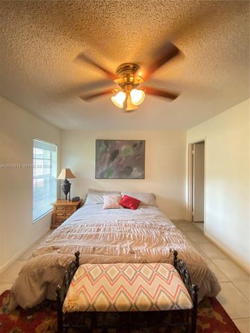 432 Bennington Lane 432, Lake Worth, FL 33467