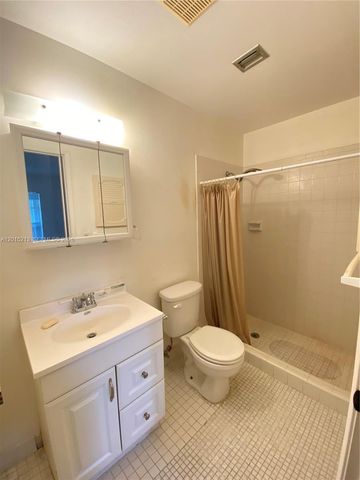 432 Bennington Lane 432, Lake Worth, FL 33467