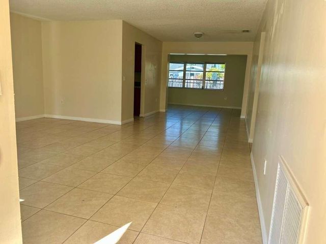 2505 NW 105th Lane, Sunrise, FL 33322