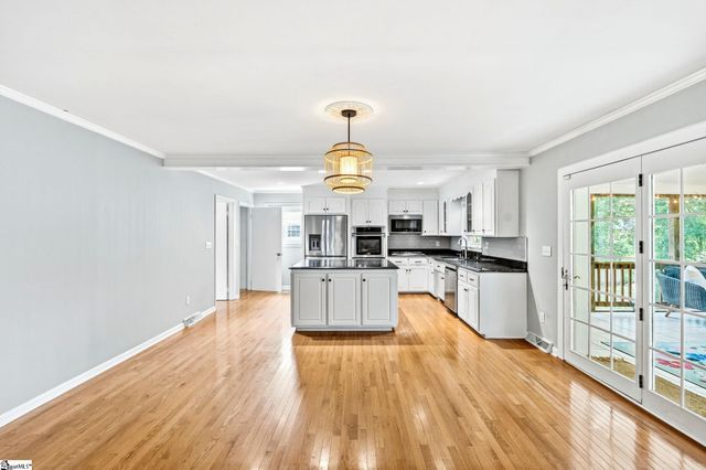 17 Randy Drive, Taylors, SC 29687