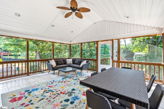 17 Randy Drive, Taylors, SC 29687