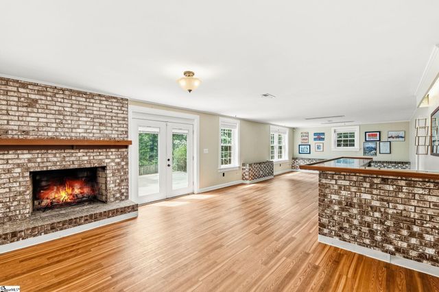 17 Randy Drive, Taylors, SC 29687