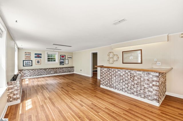 17 Randy Drive, Taylors, SC 29687