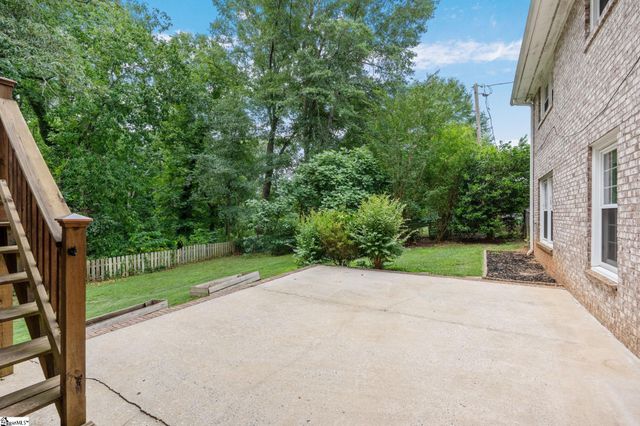 17 Randy Drive, Taylors, SC 29687