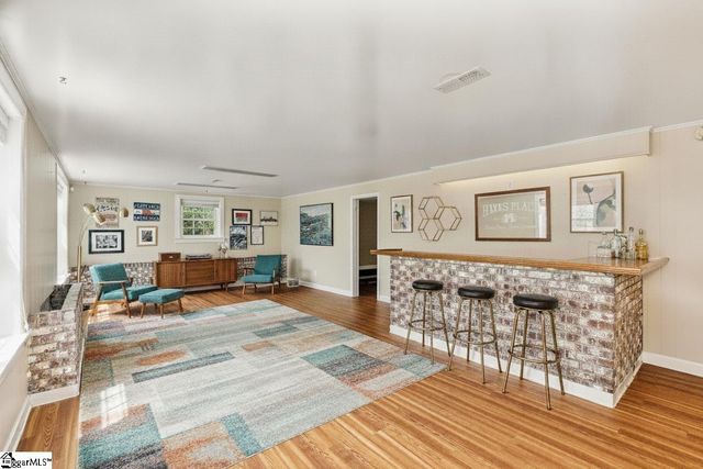 17 Randy Drive, Taylors, SC 29687