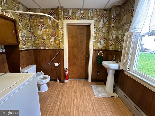 511 KUTZTOWN RD, Myerstown, PA 17067