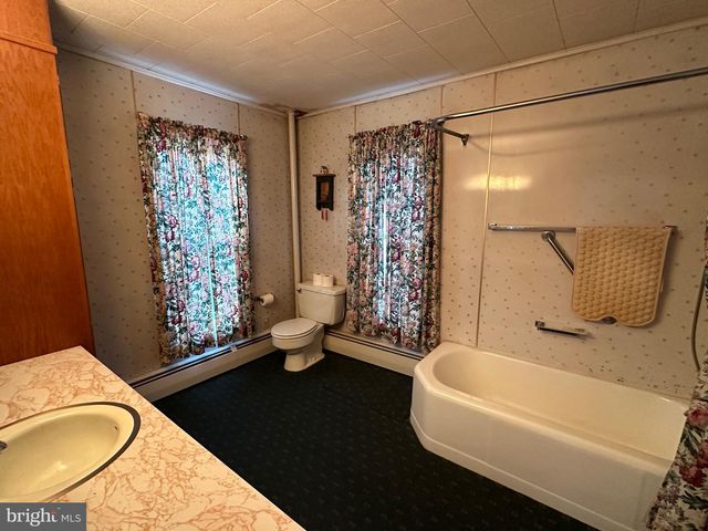 511 KUTZTOWN RD, Myerstown, PA 17067