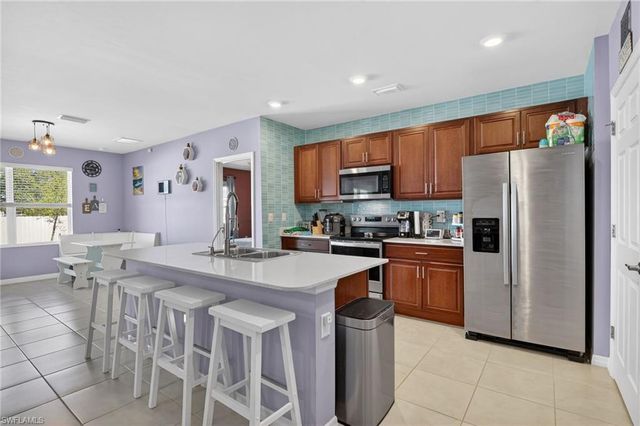 1829 NW 15th ST, Cape Coral, FL 33993