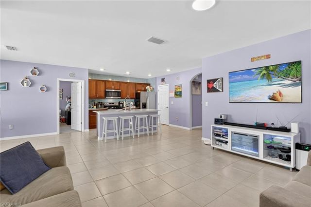 1829 NW 15th ST, Cape Coral, FL 33993