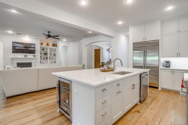 1030 Crown Valley Drive, Weatherford, TX 76087